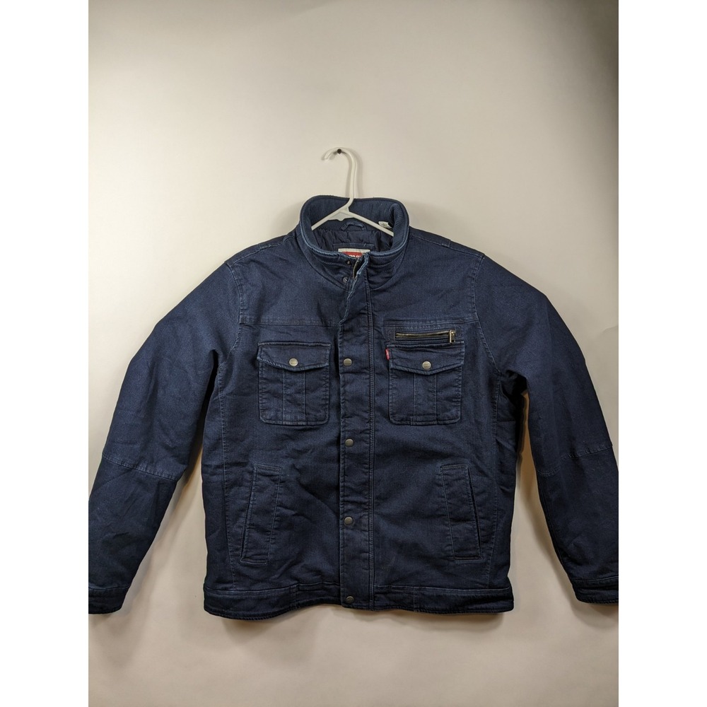 Levis coat size large.‎ rn no.54163